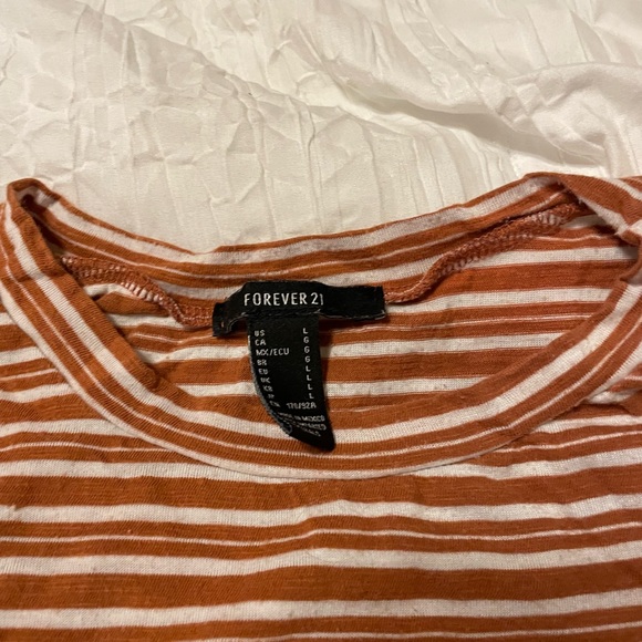 Forever 21 tshirt - Picture 3 of 3
